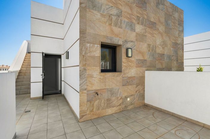 Image No.36-3 Bed Villa for sale