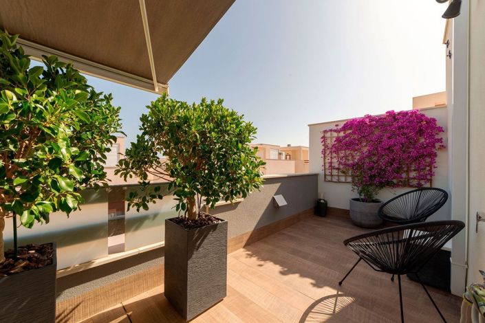 Image No.3-3 Bed Villa for sale
