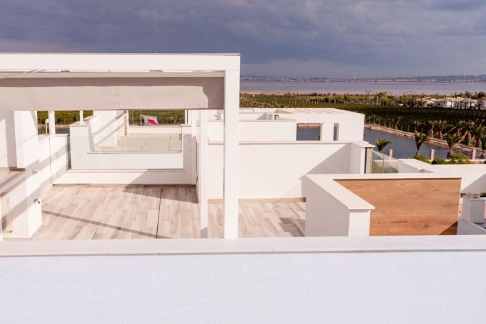 Image No.12-4 Bed Villa for sale