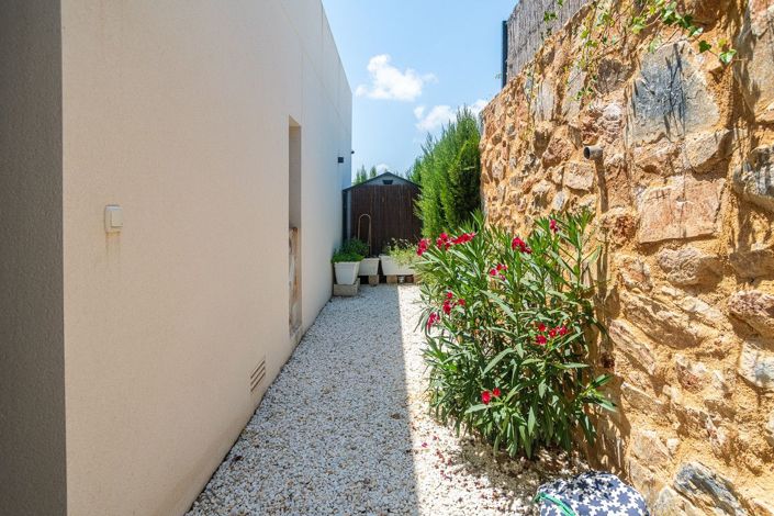 Image No.36-3 Bed Villa for sale
