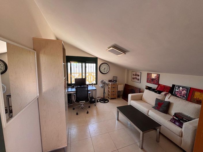Image No.12-4 Bed Villa for sale