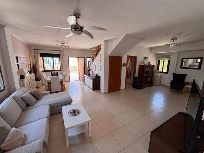 Image No.17-4 Bed Villa for sale