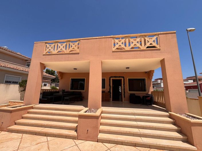 Image No.19-4 Bed Villa for sale