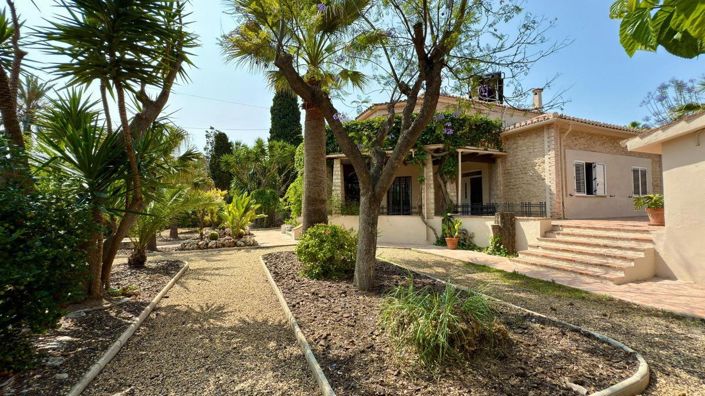 Image No.17-6 Bed Villa for sale
