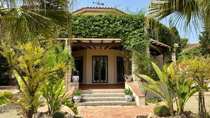 Image No.19-6 Bed Villa for sale