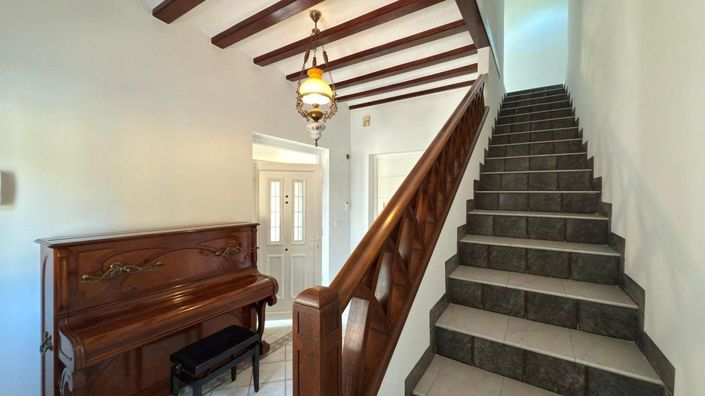 Image No.39-6 Bed Villa for sale