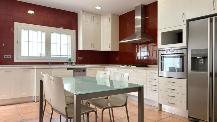 Image No.45-6 Bed Villa for sale