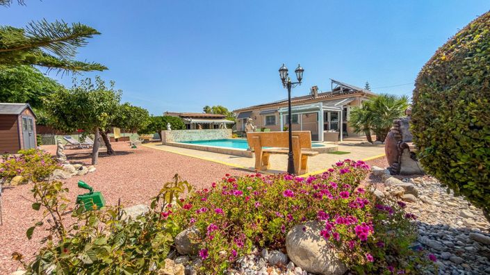 Image No.2-3 Bed Villa for sale