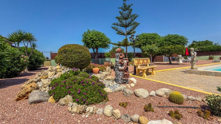 Image No.28-3 Bed Villa for sale