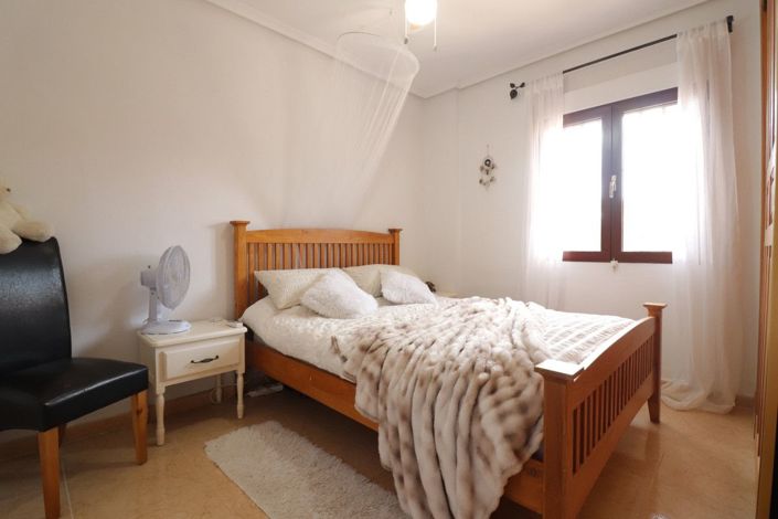 Image No.20-3 Bed Villa for sale