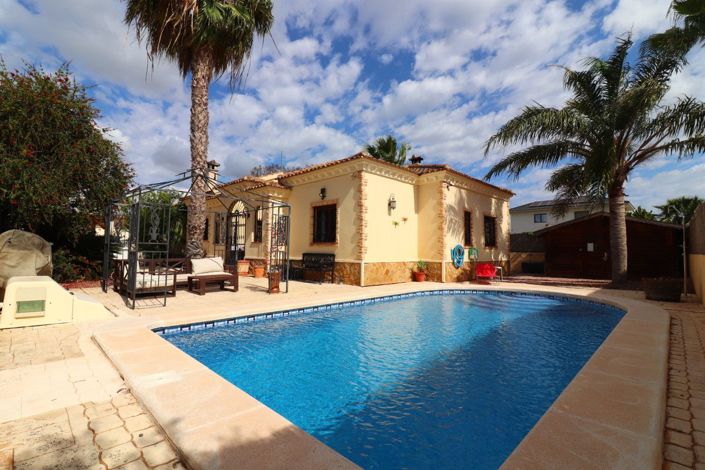 Image No.27-3 Bed Villa for sale
