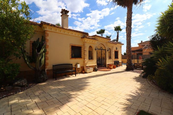 Image No.34-3 Bed Villa for sale