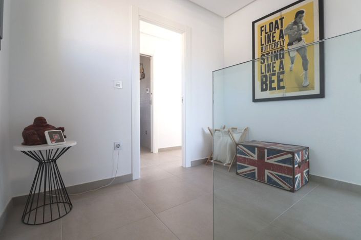 Image No.19-3 Bed Villa for sale