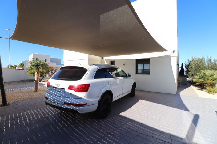 Image No.26-3 Bed Villa for sale