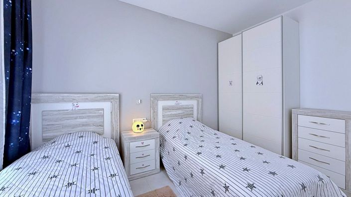 Image No.21-3 Bed Apartment for sale