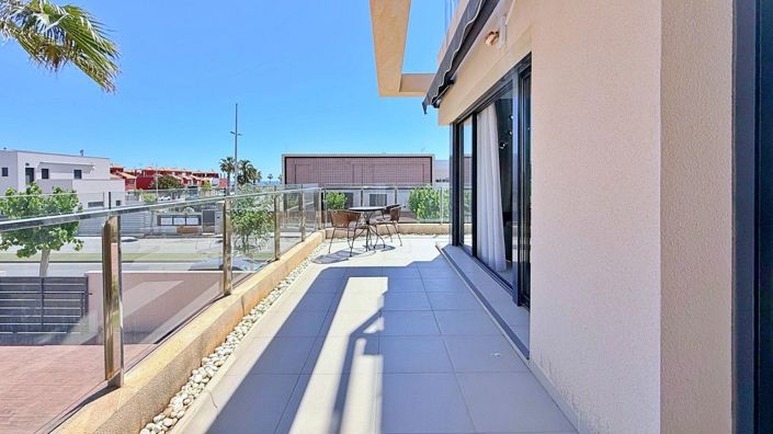 Image No.23-3 Bed Apartment for sale