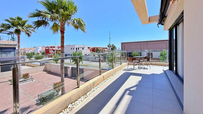 Image No.24-3 Bed Apartment for sale
