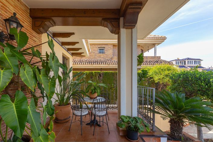 Image No.19-6 Bed Villa for sale