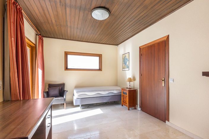 Image No.29-5 Bed Villa for sale