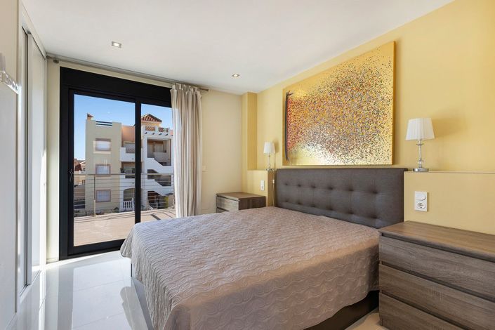 Image No.18-5 Bed Villa for sale