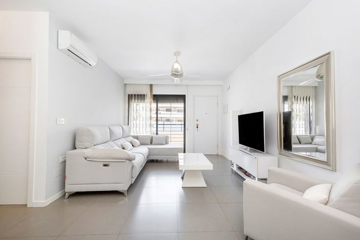 Image No.6-4 Bed Apartment for sale