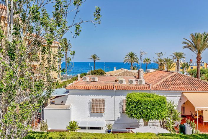 Image No.28-4 Bed Villa for sale