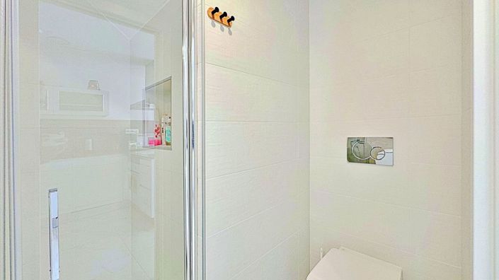 Image No.24-3 Bed House for sale