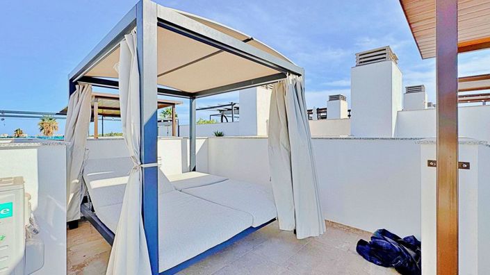 Image No.26-3 Bed House for sale