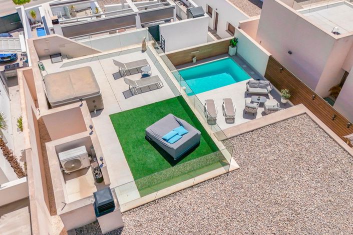 Image No.48-4 Bed Villa for sale