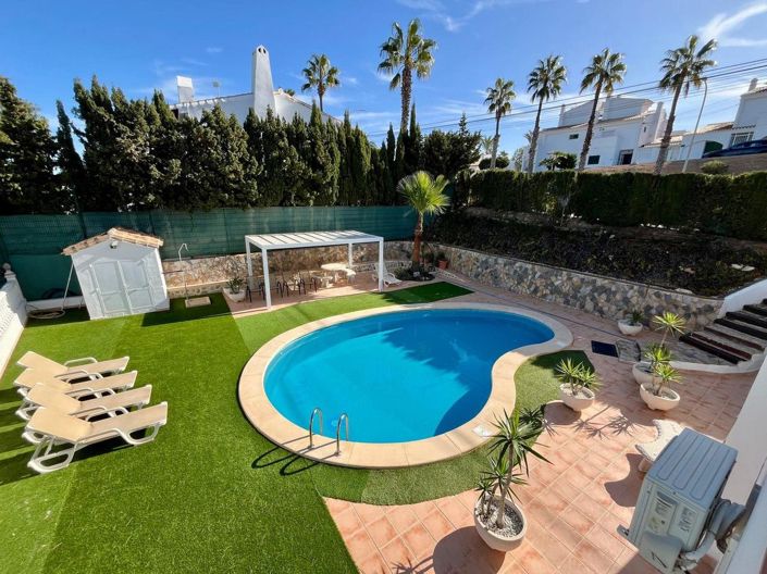 Image No.30-4 Bed Villa for sale