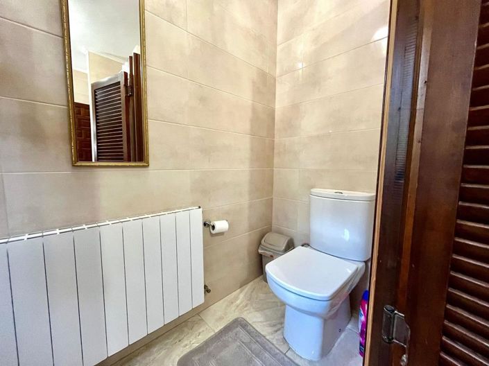 Image No.34-4 Bed Villa for sale