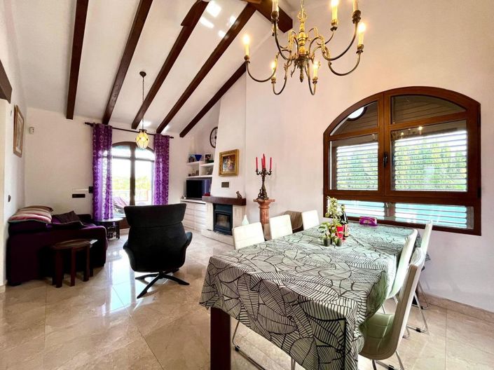 Image No.8-4 Bed Villa for sale