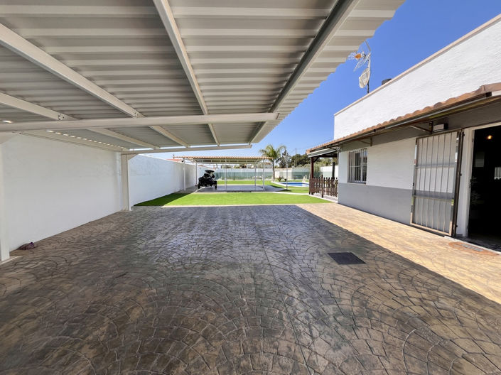 Image No.34-3 Bed Country House for sale