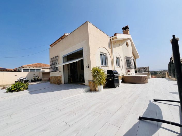 Image No.35-5 Bed Villa for sale