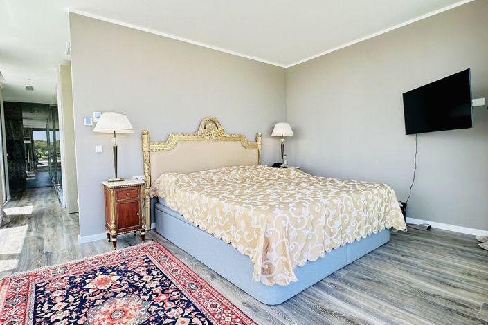 Image No.44-6 Bed Villa for sale