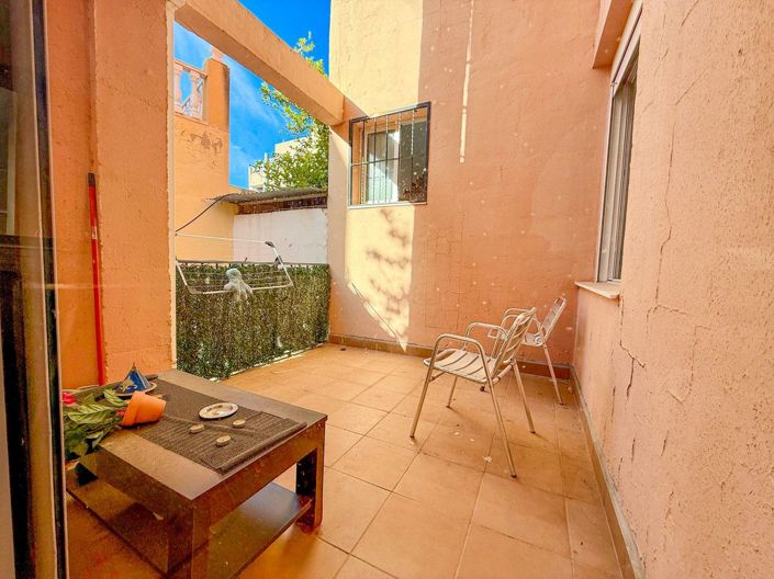 Image No.23-5 Bed Apartment for sale