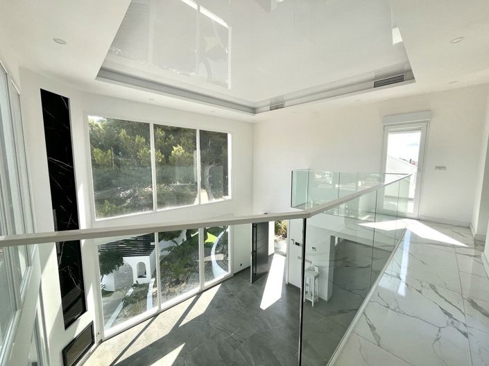 Image No.22-6 Bed Villa for sale