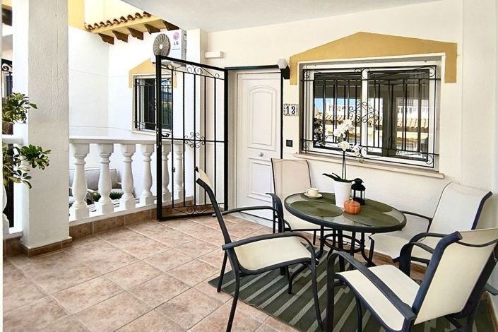 Image No.29-3 Bed House for sale