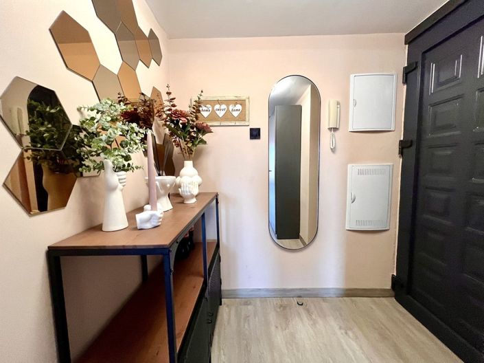 Image No.23-4 Bed Apartment for sale