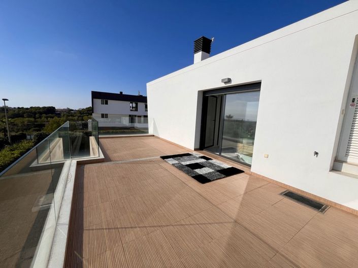 Image No.30-3 Bed Villa for sale