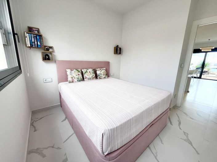 Image No.13-2 Bed Apartment for sale
