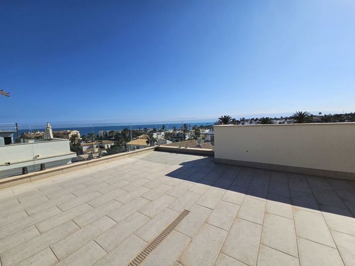 Image No.37-5 Bed Villa for sale
