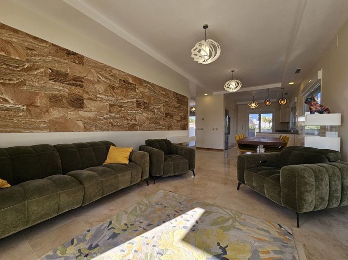 Image No.7-5 Bed Villa for sale