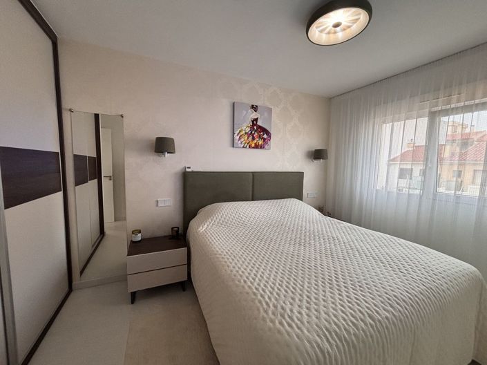Image No.16-2 Bed Apartment for sale