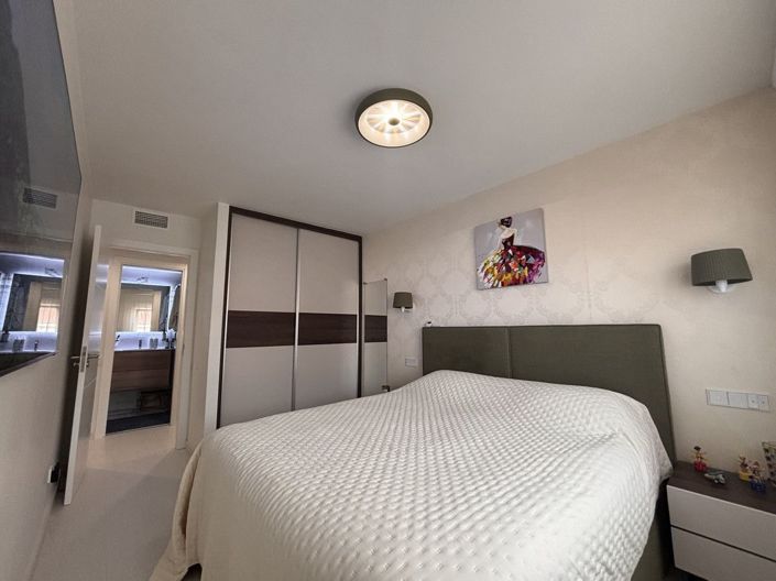 Image No.17-2 Bed Apartment for sale