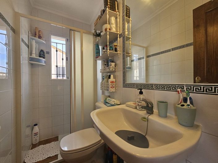 Image No.21-3 Bed Villa for sale