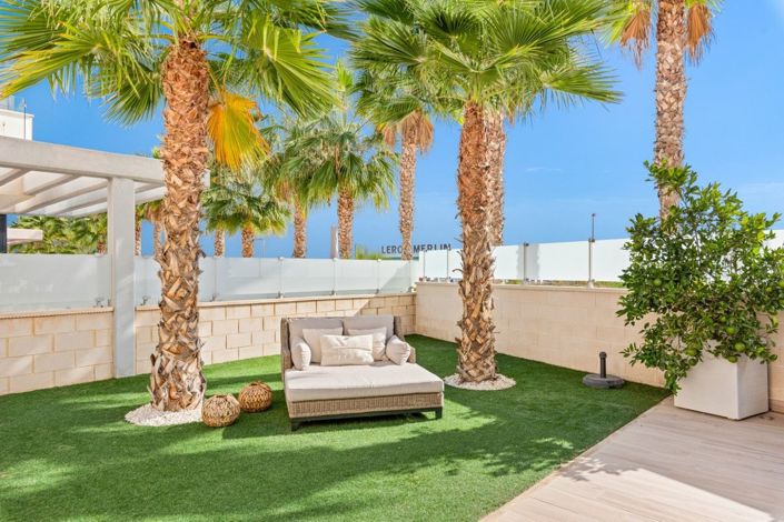 Image No.39-5 Bed Villa for sale