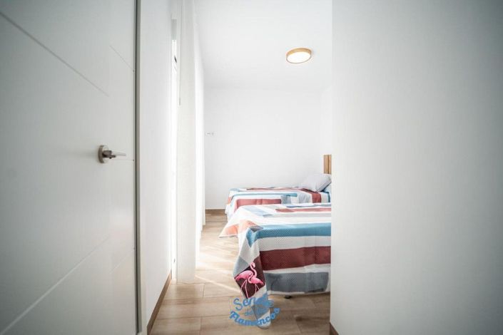 Image No.28-2 Bed House for sale