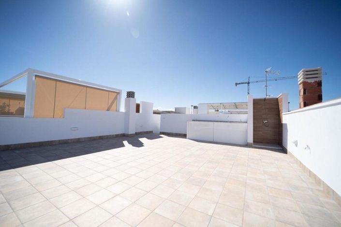 Image No.7-2 Bed House for sale