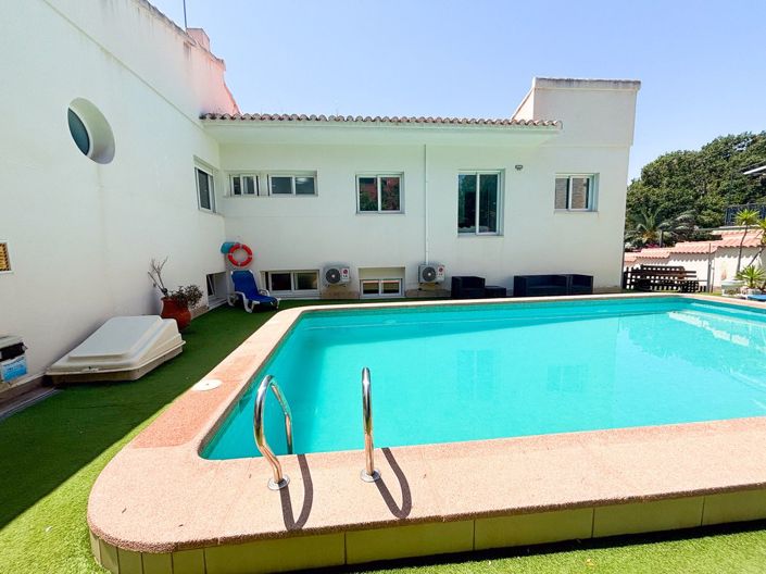 Image No.14-7 Bed Villa for sale